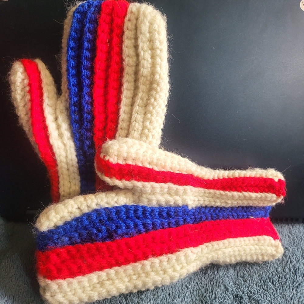 Patriotic Handmade Knit Mittens For Child~Red, White & Blue w/Stars on Front